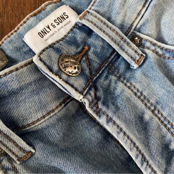 ONLY & SONS Men's Blue Denim Shorts Slim Fit New With Tags Size Small - Picture 3 of 6